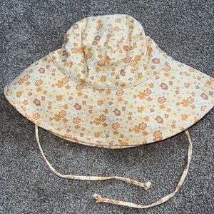 NWT Lack of Color Peach Bloom Floral Cotton Holiday Bucket Hat Small / Medium